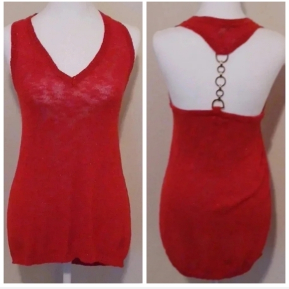 🌺Knitted red top with cute back - Picture 1 of 8